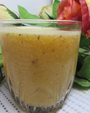 Апельсиново-банановый смузи с миндалем