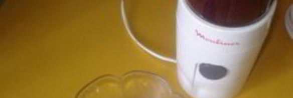 черничный смузи с бананом и кокосовым молоком