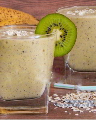Овсяный смузи с бананом и киви