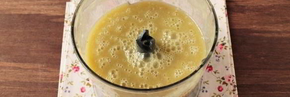 смузи с авокадо и сельдереем