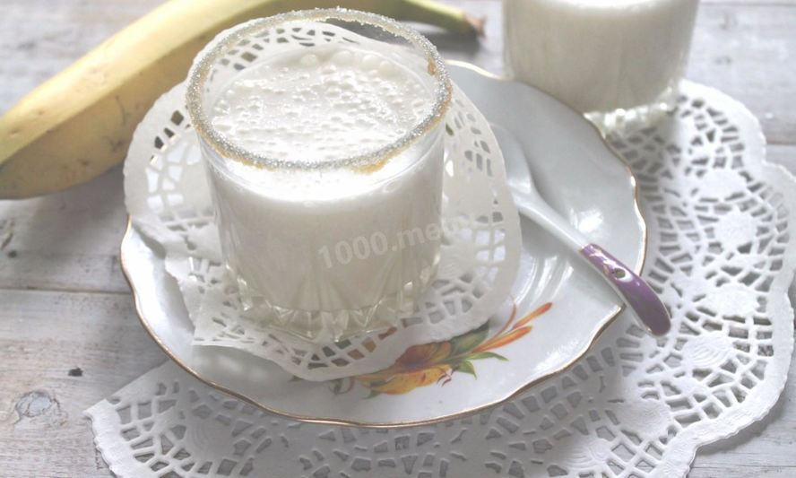 Рецепт смузей с бананом и молоком