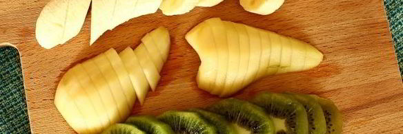 смузи с бананом, киви и грушей