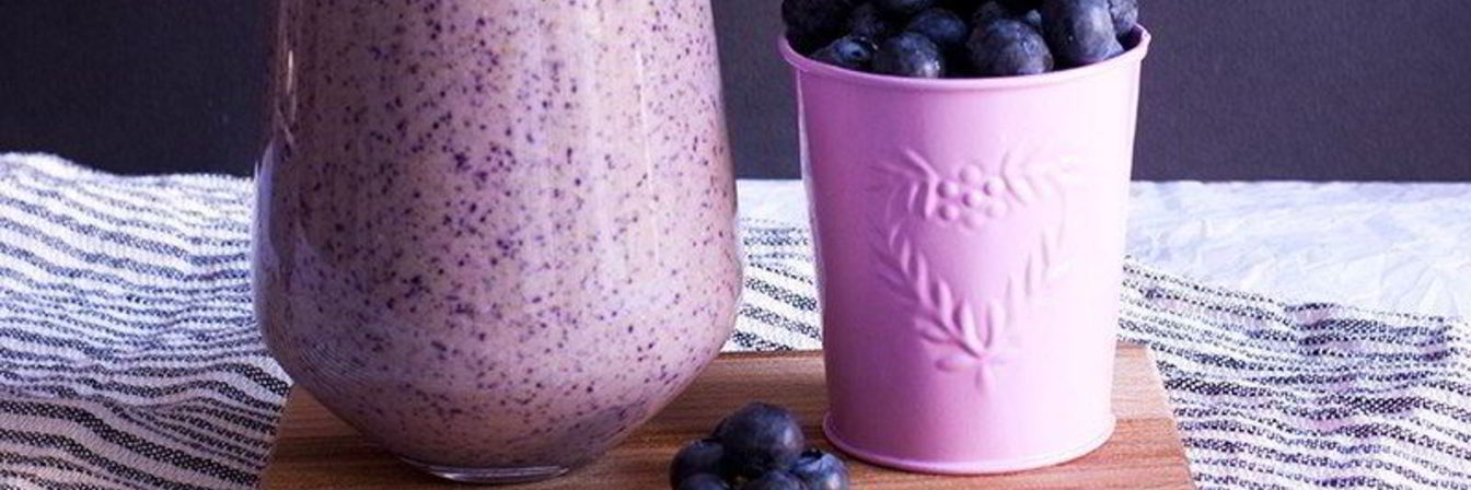 Смузи с черникой