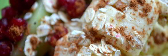 смузи с киви, бананом и брусникой