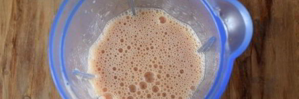 смузи с малиной и красным апельсином