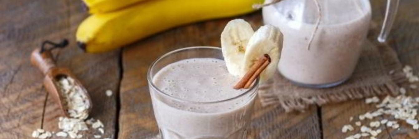 Смузи с овсянкой и бананом