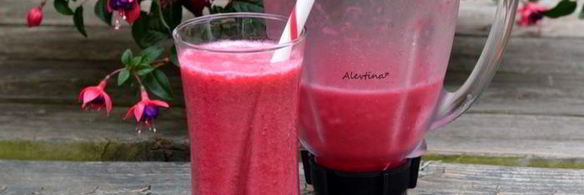 взрывной ягодно-свекольный смузи