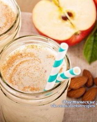 Яблочно-банановый смузи с корицей