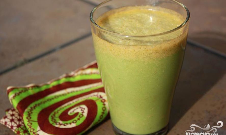Рецепт витаминного напитка из сладкого перца, кинзы и яблока