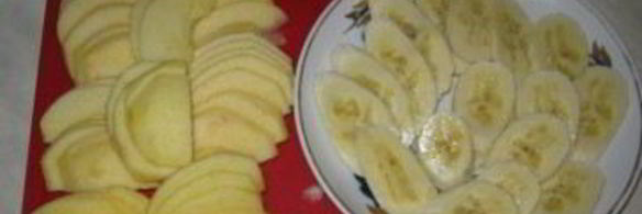 зеленый коктейль с черносливом