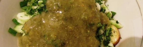 горячий картофельный салат с острым соусом