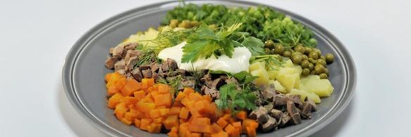 картофельный салат с куриной печенкой