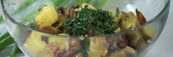 картофельный салат с лимонно-горчичной заправкой