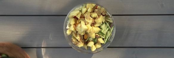 картофельный салат с луково-чесночной заправкой