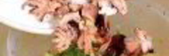 картофельный салат с маринованными осьминогами