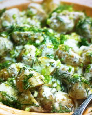 Салат из молодой картошки с укропной заправкой