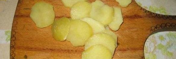 салат картофельный с грибами