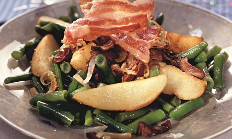 Рецепт теплого картофельного салата с грибами