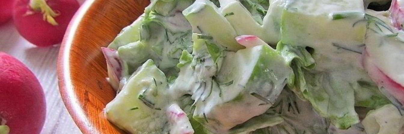 Салат из авокадо и редиса