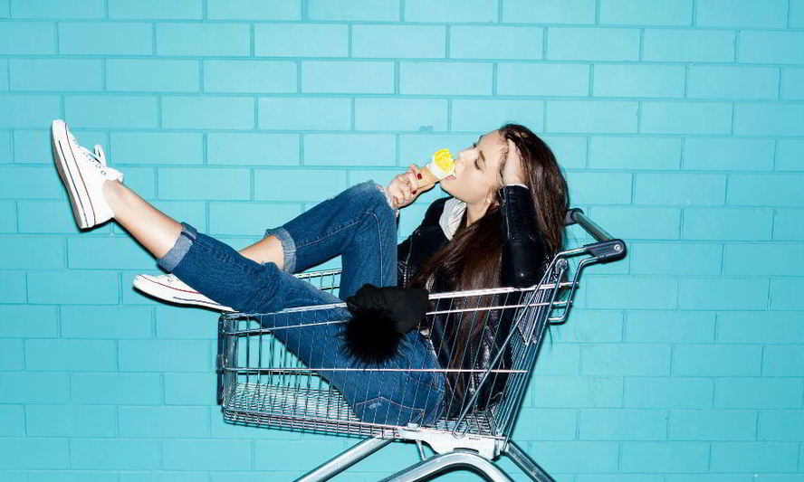 Рецепт салата из фунчозы с овощами и креветками