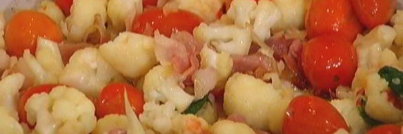 салат из макарон с цветной капустой и кедровыми орешками