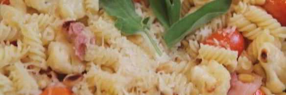 салат из макарон с цветной капустой и кедровыми орешками