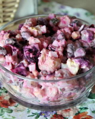 Салат из зимних овощей с яйцом и фасолью