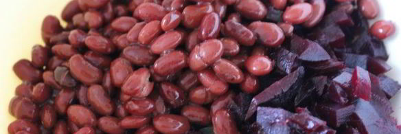 салат из зимних овощей с яйцом и фасолью