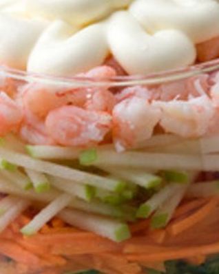 Салат-коктейль из креветок