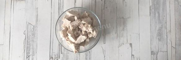 салат курица с фасолью и грибами