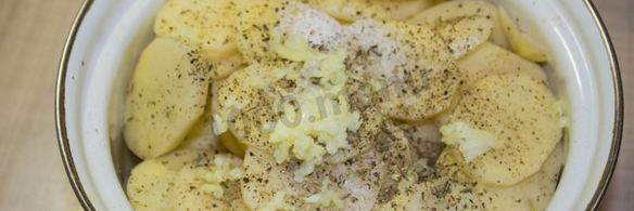 картошка под шубой в духовке