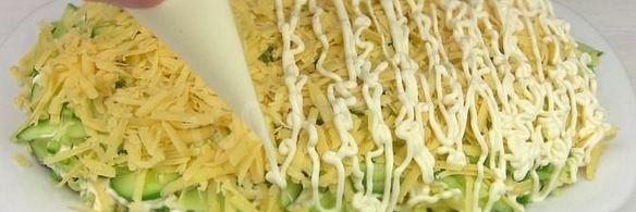 селедка под зеленой шубой с сыром и без свеклы