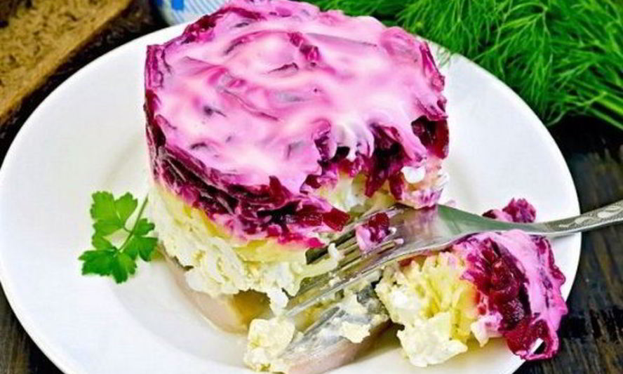 Рецепт сочной сельди под шубой с яблоком