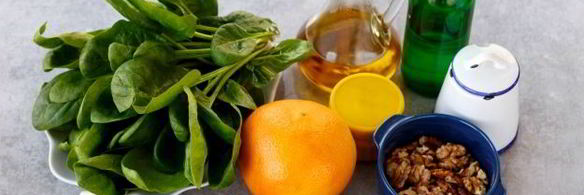 салат с грейпфрутом, орехами и шпинатом
