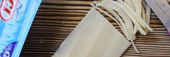 салат с крабовыми палочками и ананасом