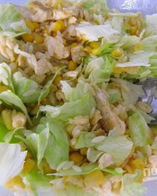 Салат с кукурузой и яйцами