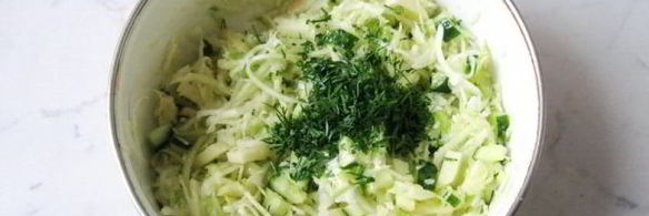 салат с зеленой редькой и зеленым яблоком