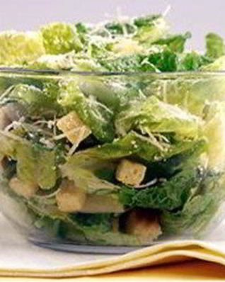 Салат Цезарь классический