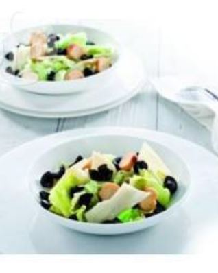 Салат Цезарь с маслинами