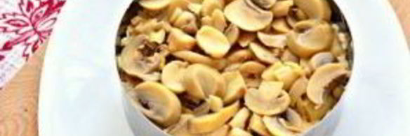слоеный салат с маринованными грибами