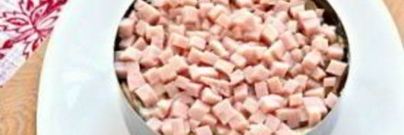 слоеный салат с маринованными грибами