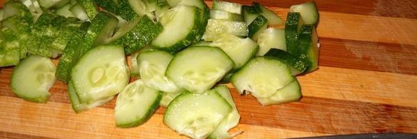 зеленый салат со щавелем