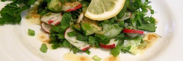 зеленый салат со щавелем