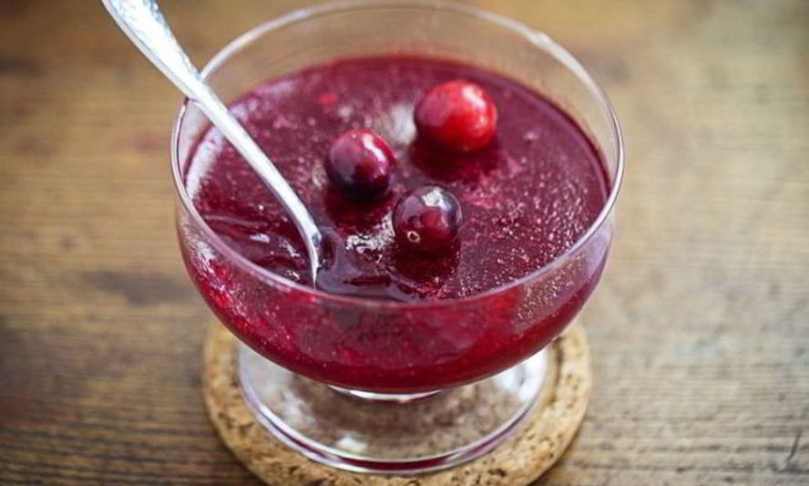 Рецепт соуса из брусники — вкусной и полезная заправка к мясным блюдам