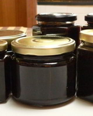 Соус из кислых слив