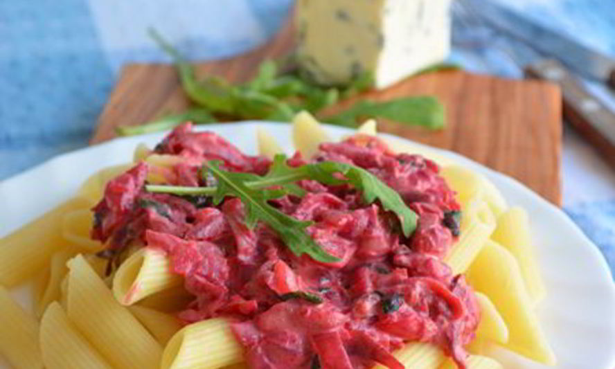 Рецепт соуса из свеклы и голубого сыра к пасте