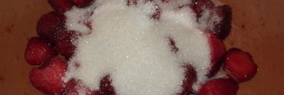 ягодный крем-соус