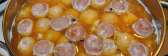 борщ с фрикадельками