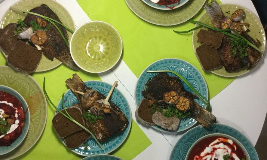 Рецепт борща с карасями