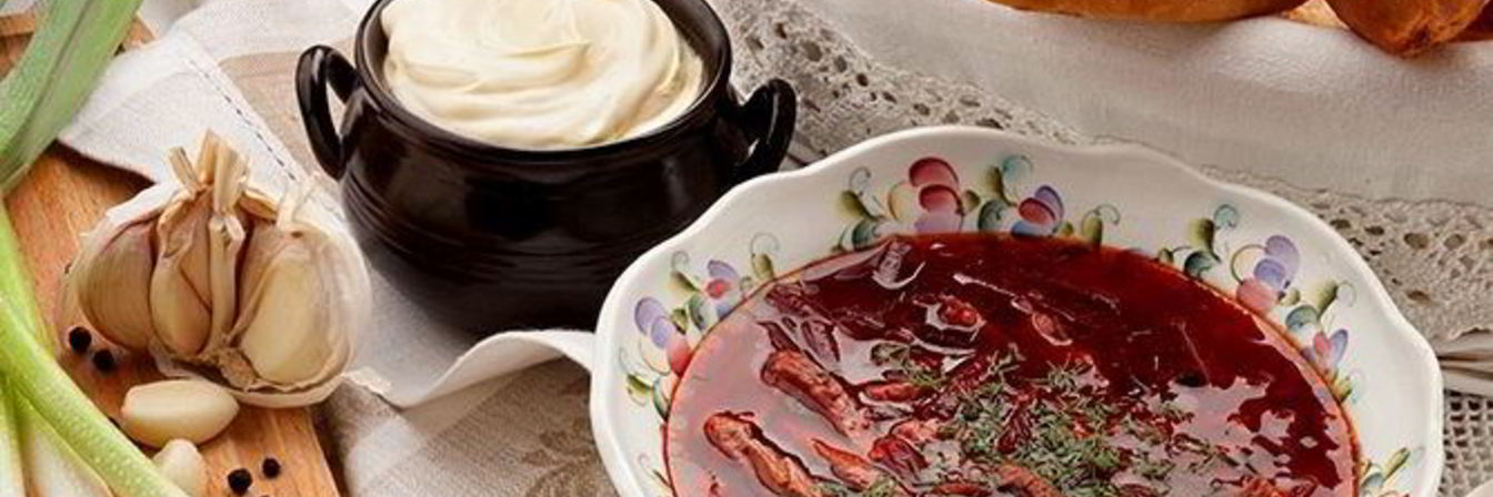 Борщ со шкварками